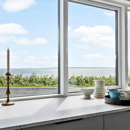 Holiday home 7 Bedroom Cozy In Ebeltoft